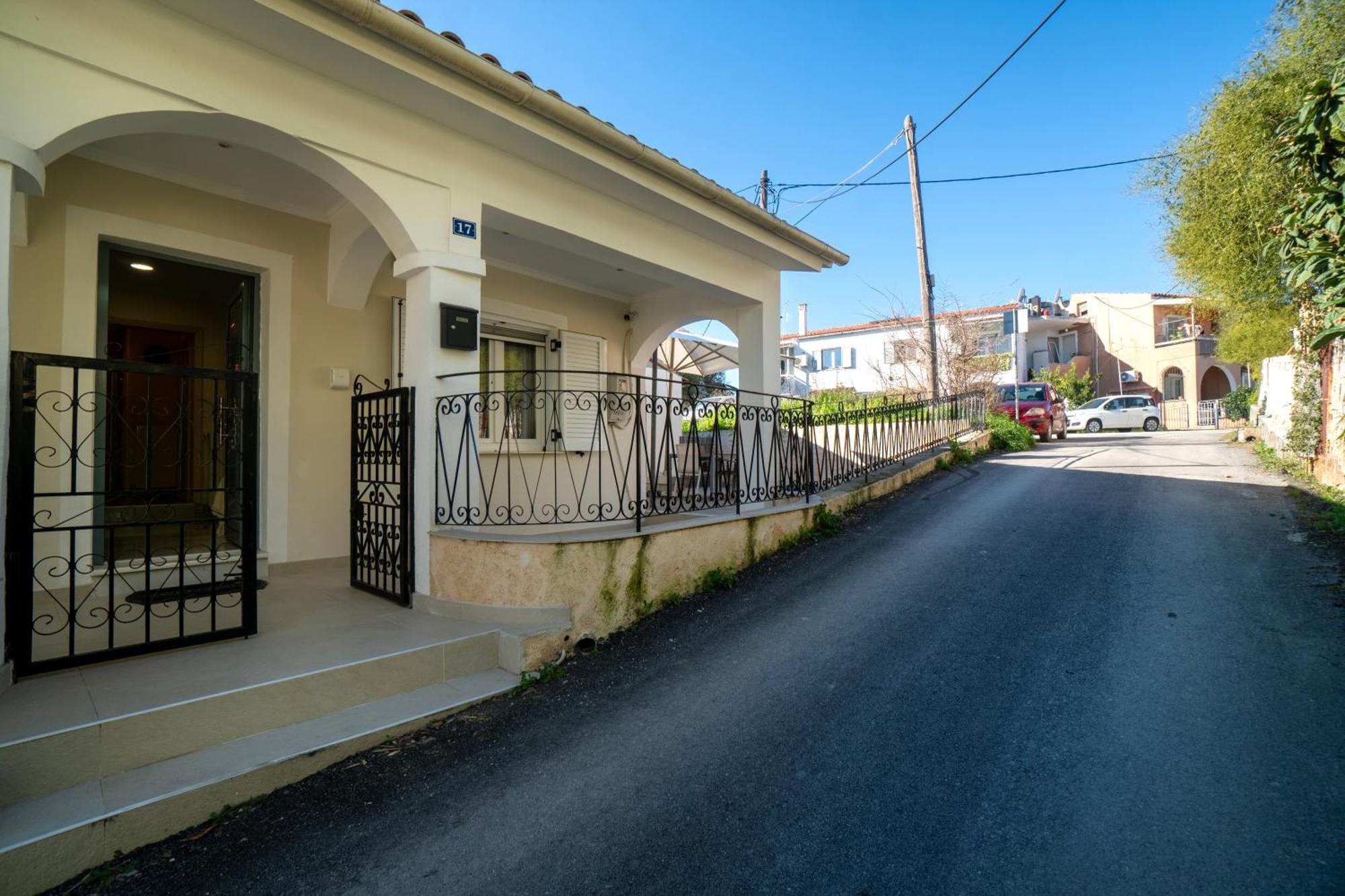 Sweet Luxury House Villa Alepou Bagian luar foto